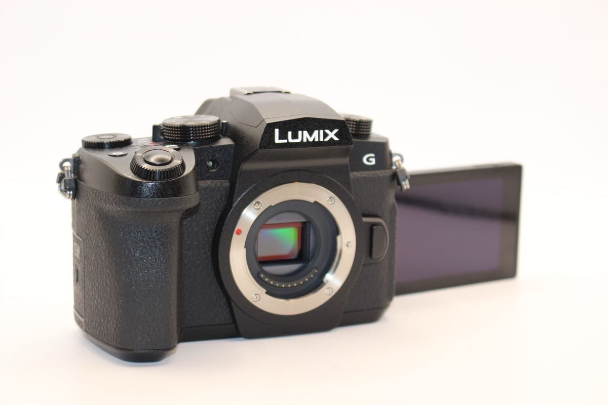 ショット数9289回 LUMIX DC-G99 ボディ ミラーレス パナソニック ショット数9289回 LUMIX DC-G99 ボディ ミラーレス パナソニック