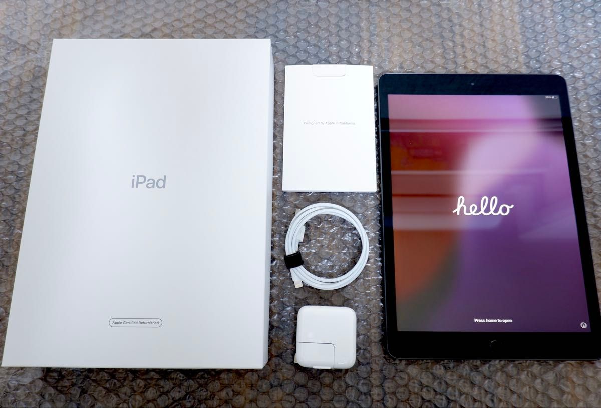 iPad 第7世代 32GB Wi-Fiモデル スペースグレイ ケース付き iPad 第7世代 32GB Wi-Fiモデル スペースグレイ ケース付き