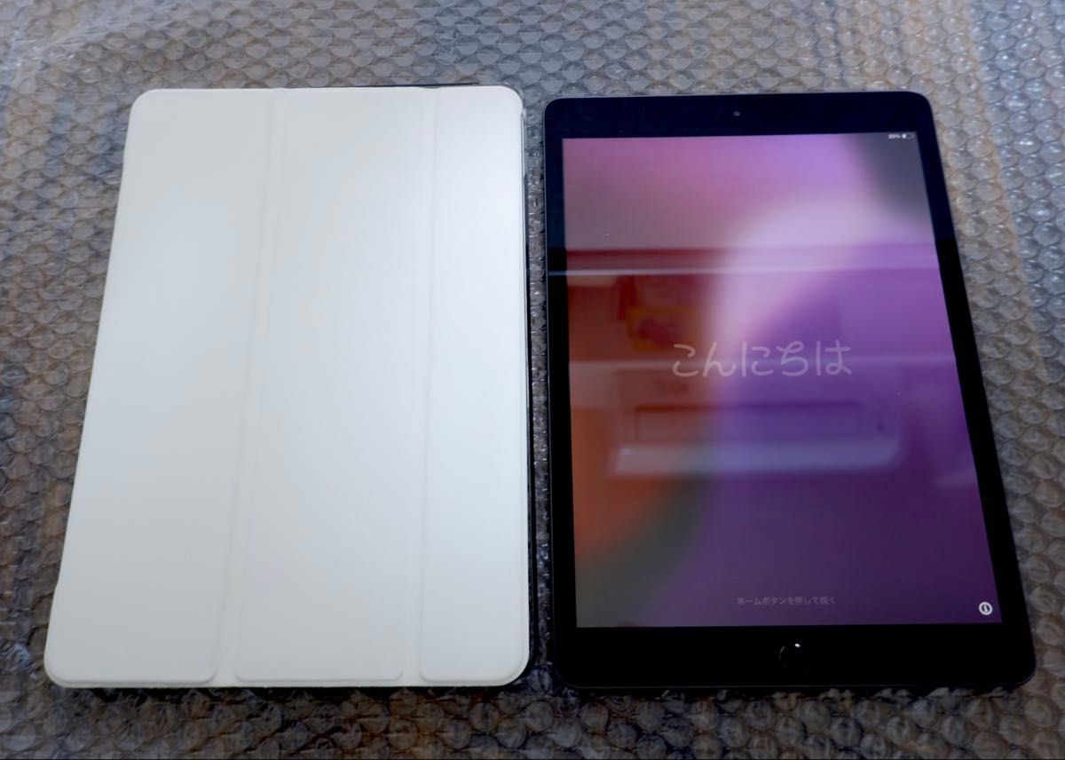 iPad 第7世代 32GB Wi-Fiモデル スペースグレイ ケース付き iPad 第7世代 32GB Wi-Fiモデル スペースグレイ ケース付き