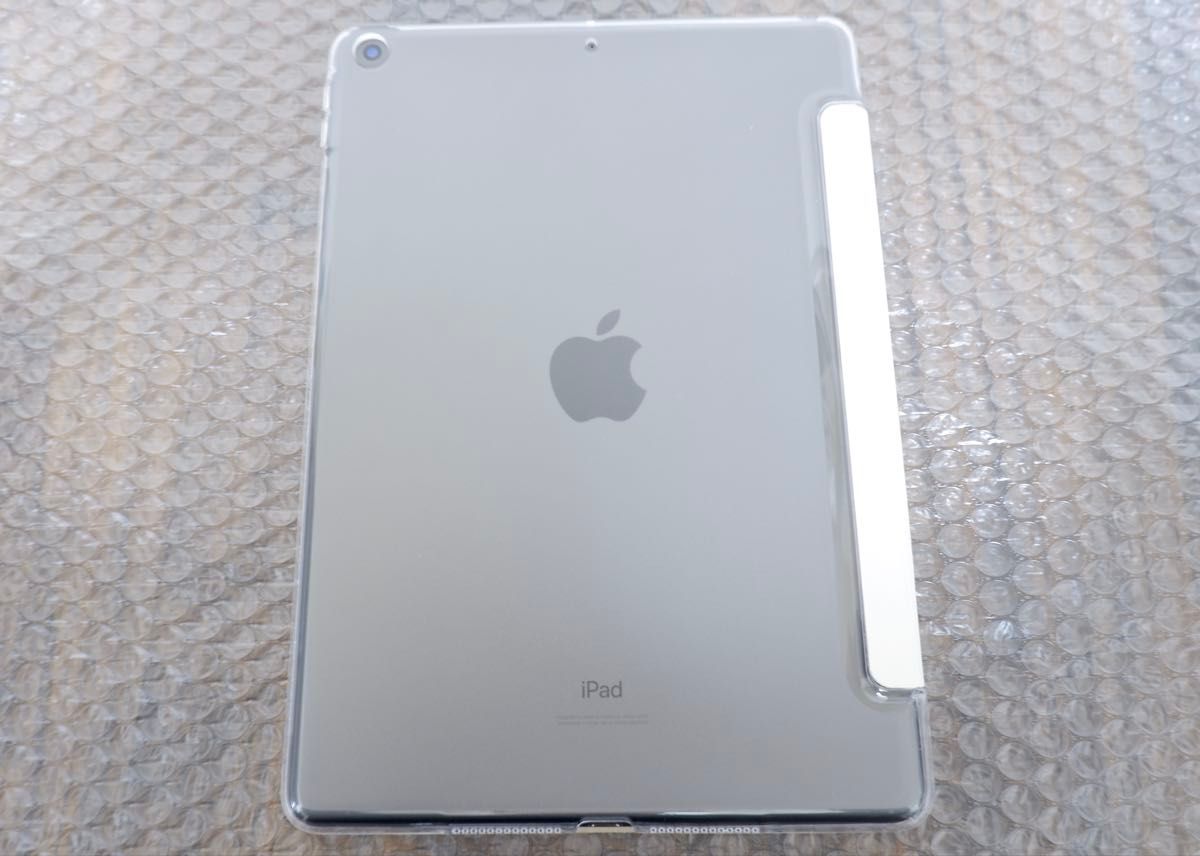 iPad 第7世代 32GB Wi-Fiモデル スペースグレイ ケース付き iPad 第7世代 32GB Wi-Fiモデル スペースグレイ ケース付き