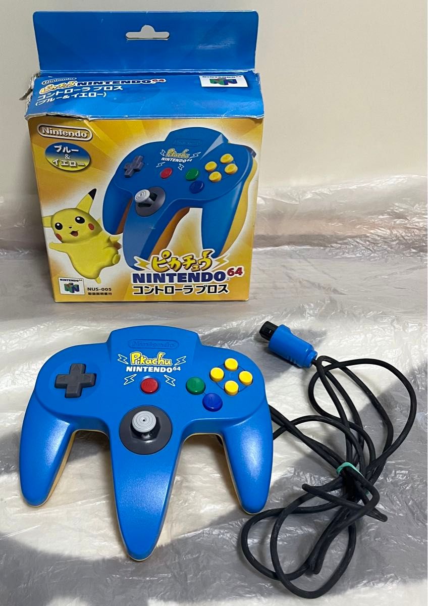 NINTENDO 64 ピカチュウ コントローラブロス ブルー & イエロー NINTENDO 64 ピカチュウ コントローラブロス ブルー & イエロー