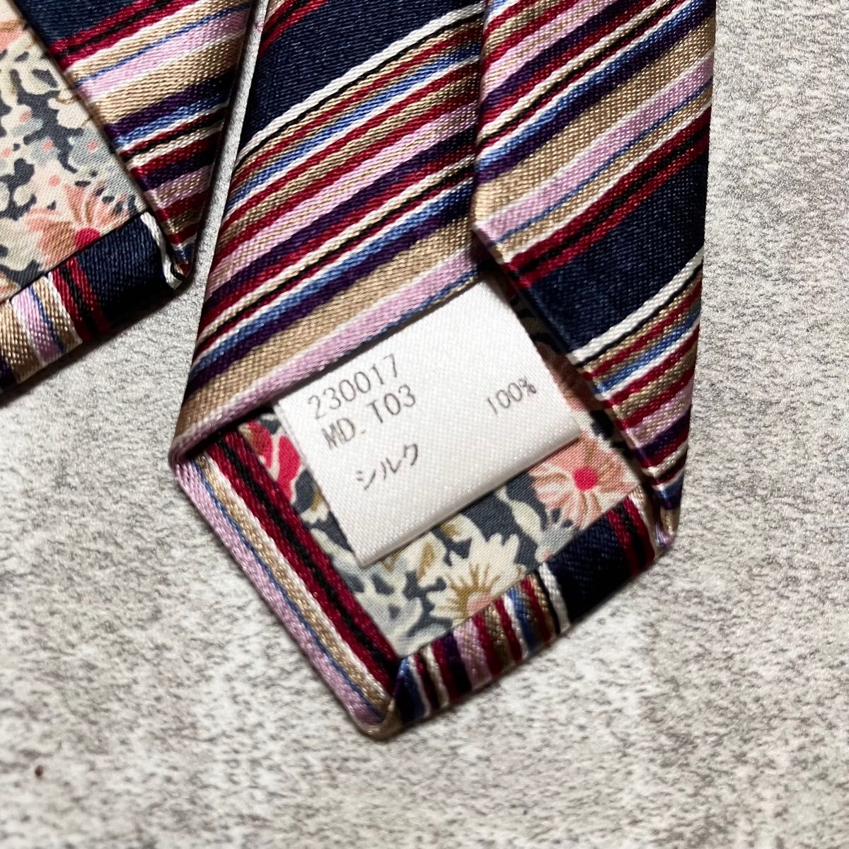 未使用に近い】 Paul Smith ポールスミス ネクタイ シルク 未使用に近い】 Paul Smith ポールスミス ネクタイ シルク