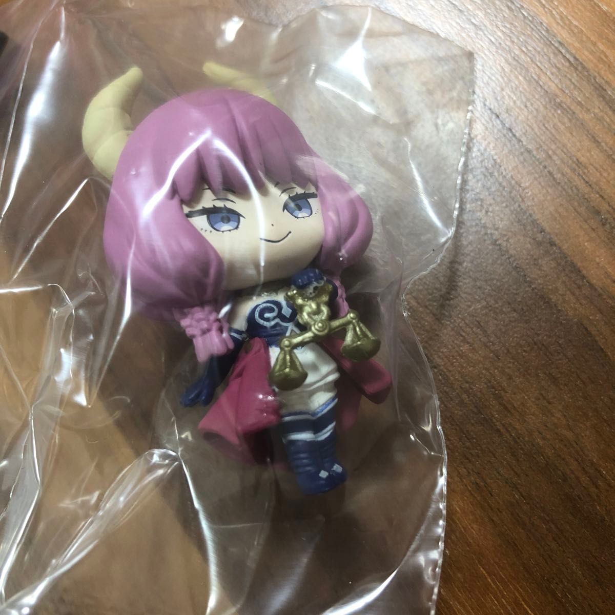 葬送のフリーレン カプセルフィギュアコレクションvol2 アウラ 葬送のフリーレン カプセルフィギュアコレクションvol2 アウラ