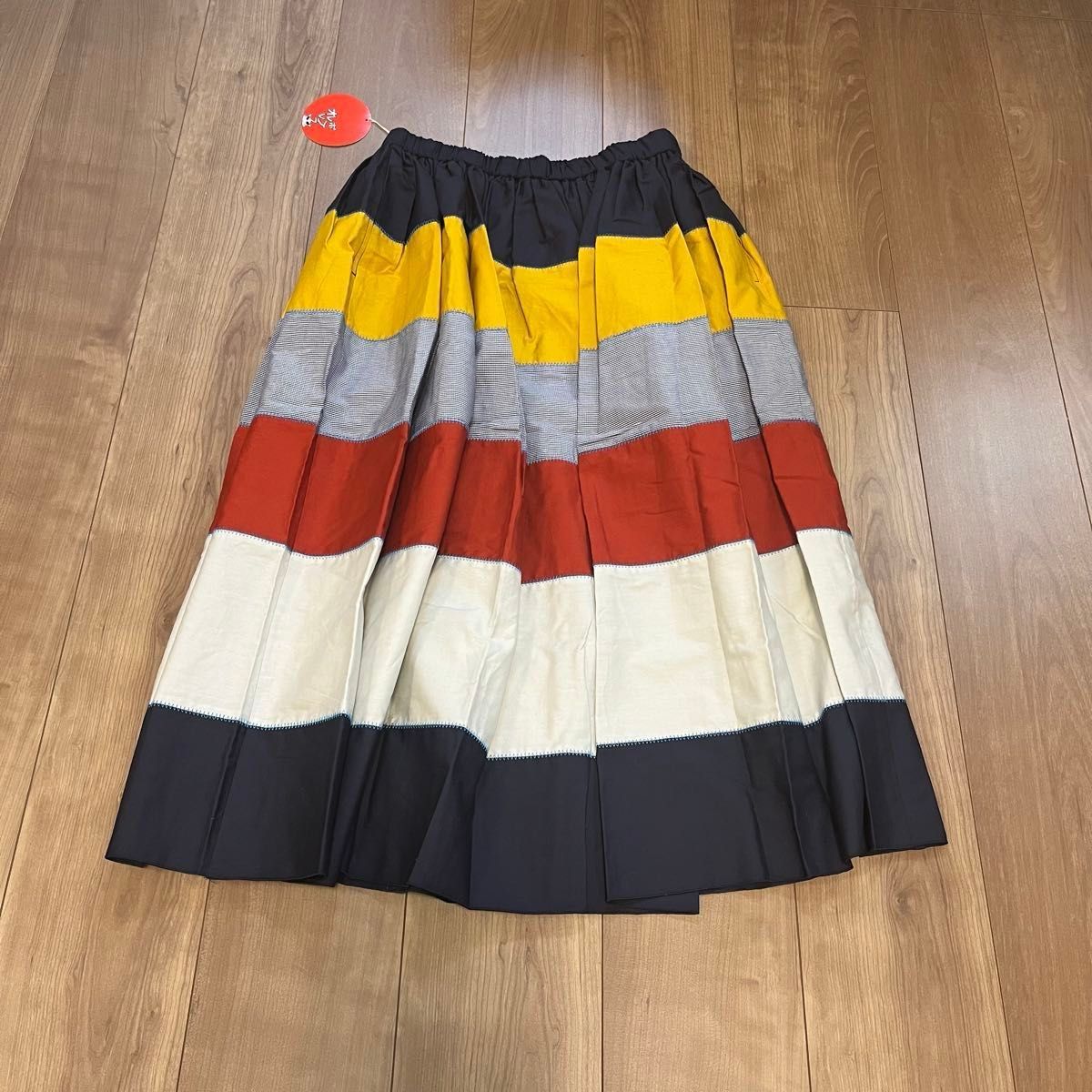 タグ付き】OLLEBOREBLA アルベロベロ スカート ぶたさんと タグ付き】OLLEBOREBLA アルベロベロ スカート ぶたさんと