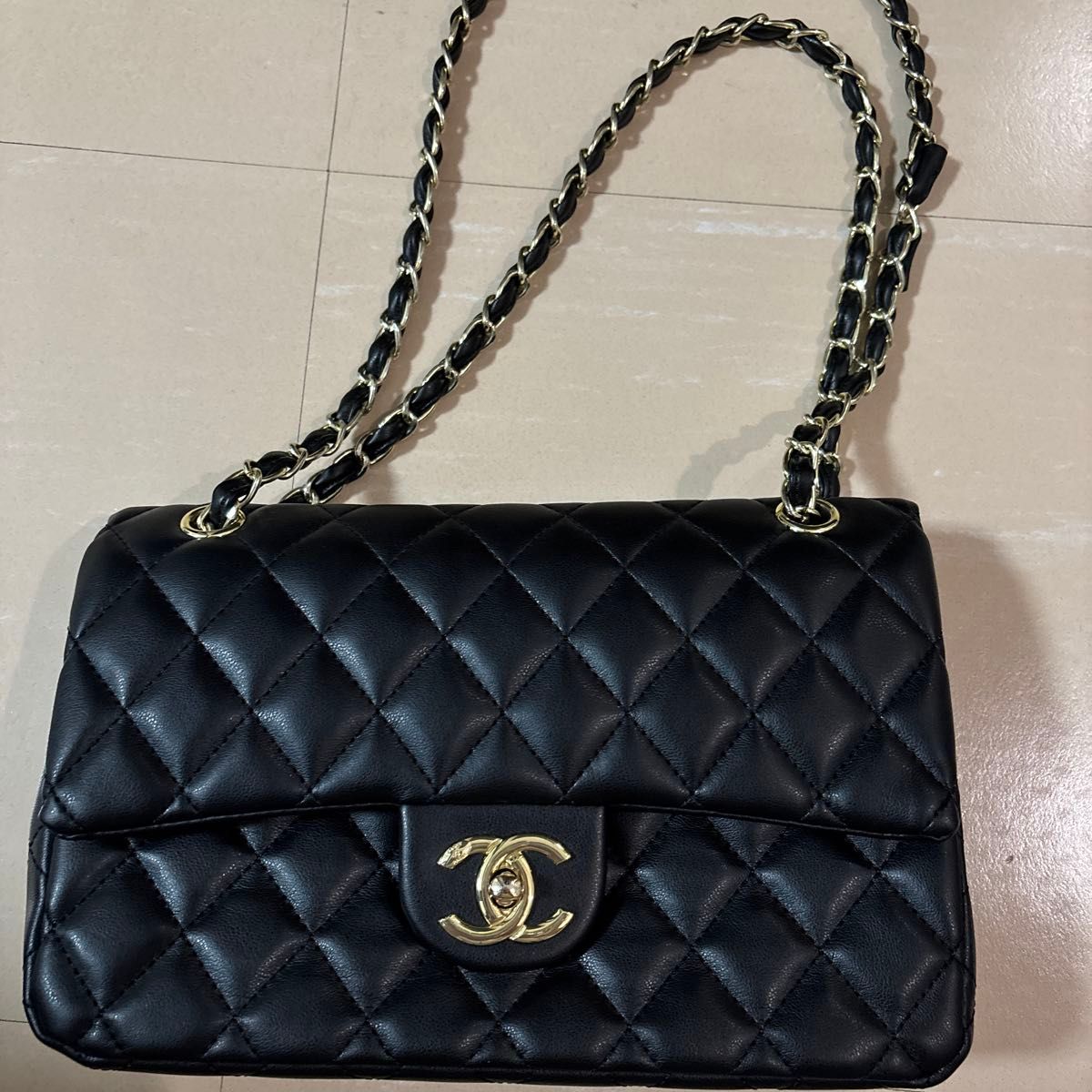 CHANEL シャネル マトラッセ チェーンバッグ ブラック 並行輸入 CHANEL シャネル マトラッセ チェーンバッグ ブラック 並行輸入