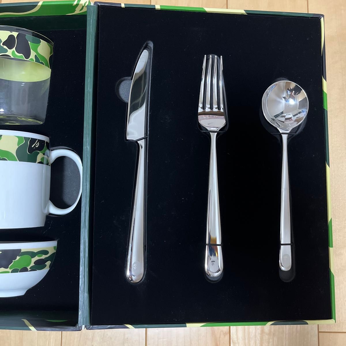 bape カラトリー 食器セット 未使用品|Yahoo!フリマ(旧PayPay bape カラトリー 食器セット 未使用品|Yahoo!フリマ(旧PayPay
