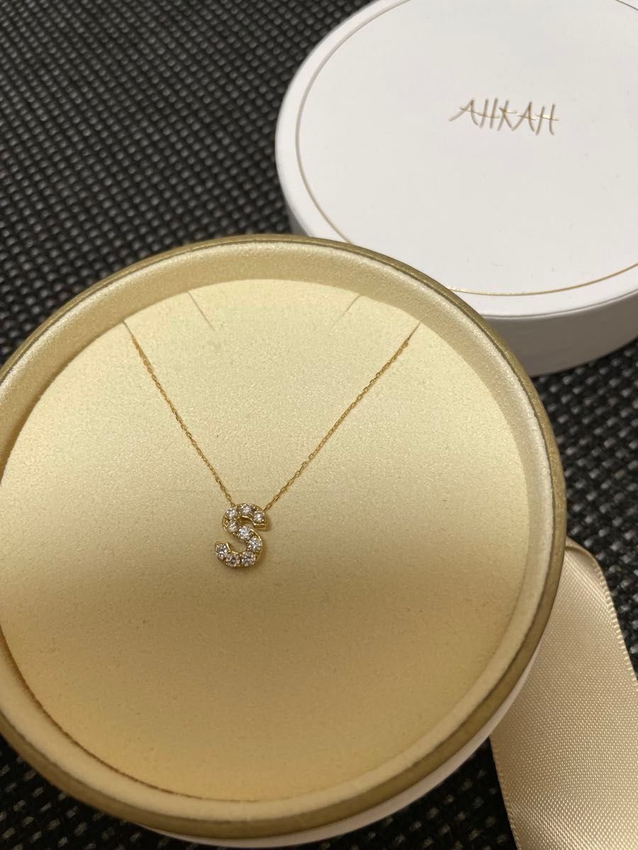 最終価格【美品】AHKAHダイヤモンドネックレス イニシャルS 0 27 最終価格【美品】AHKAHダイヤモンドネックレス イニシャルS 0 27