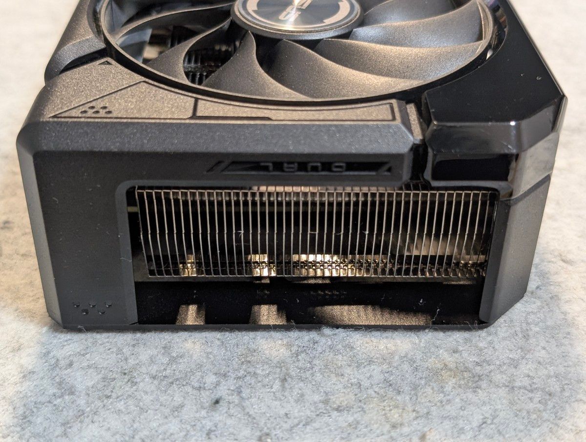 ASUS Dual GeForce RTX 4070 SUPER 12GB GDDR6X|Yahoo!フリマ ASUS Dual GeForce RTX 4070 SUPER 12GB GDDR6X|Yahoo!フリマ
