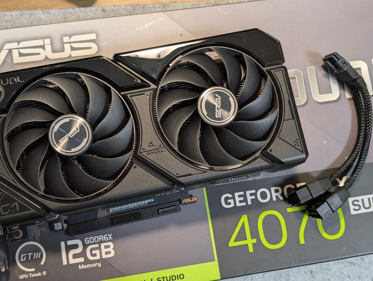 ASUS Dual GeForce RTX 4070 SUPER 12GB GDDR6X|Yahoo!フリマ ASUS Dual GeForce RTX 4070 SUPER 12GB GDDR6X|Yahoo!フリマ