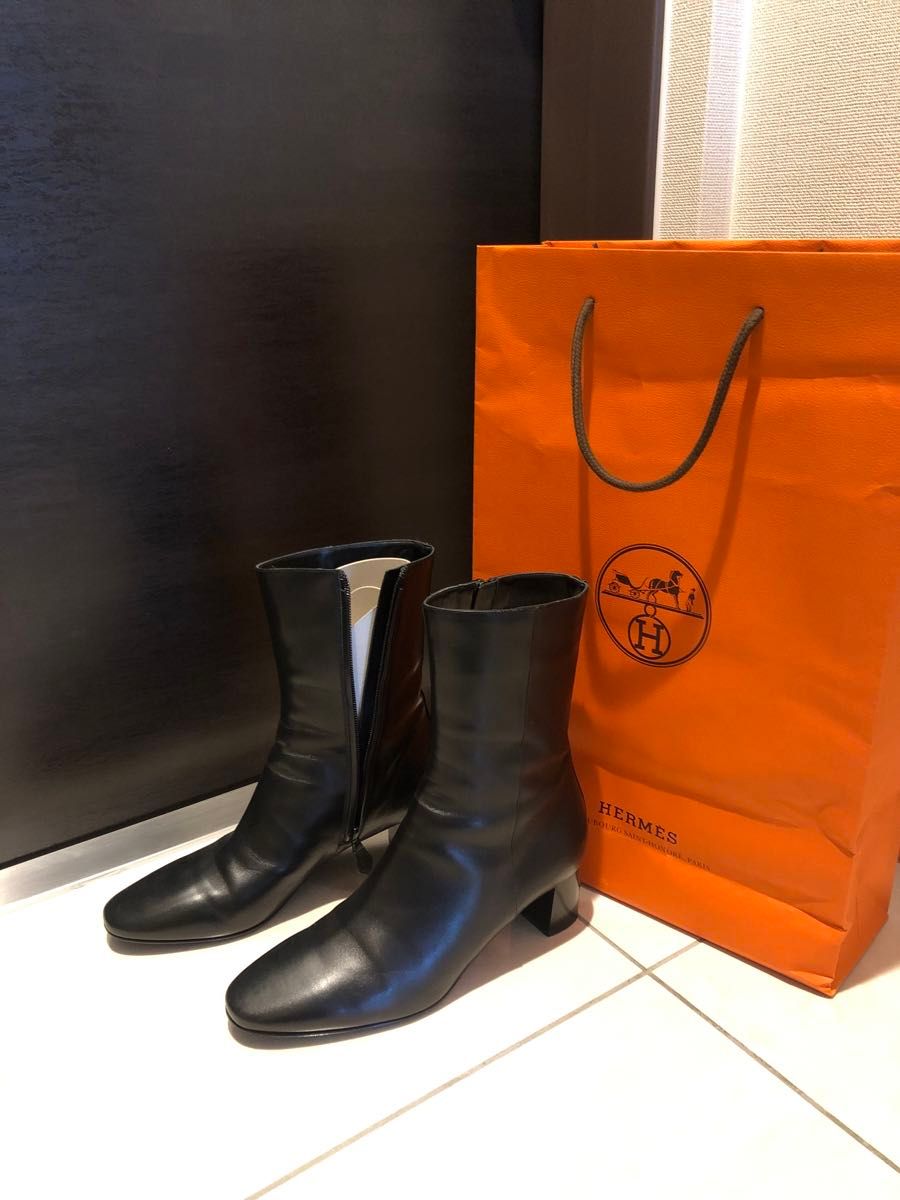 HERMES 黒 レザーブーツ 中ヒール|Yahoo!フリマ(旧PayPayフリマ) HERMES 黒 レザーブーツ 中ヒール|Yahoo!フリマ(旧PayPayフリマ)