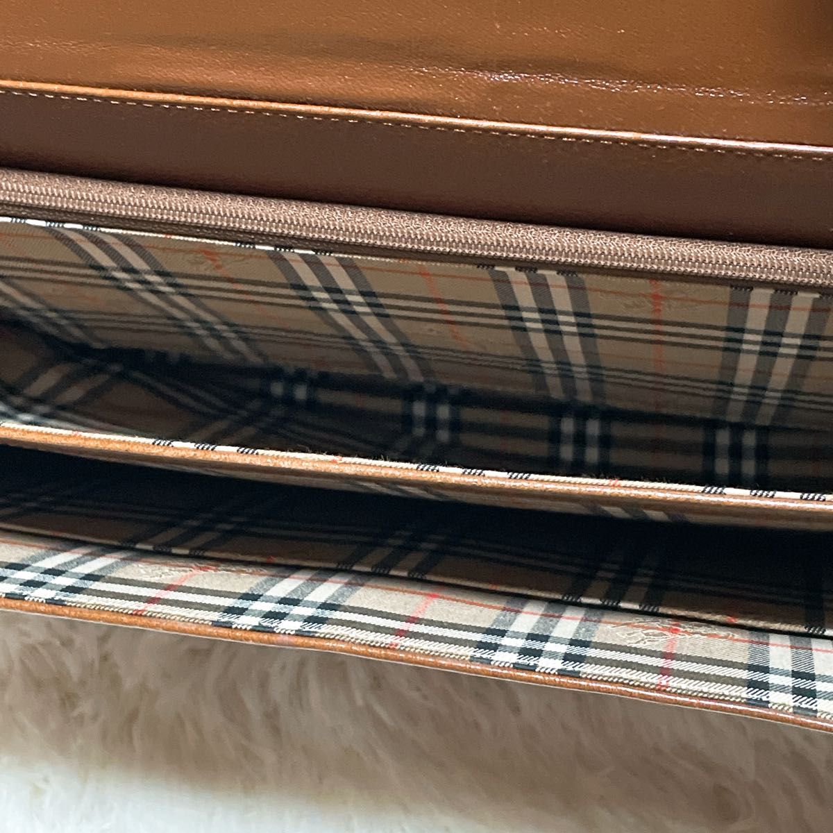 Burberrys バーバリーズレザーショルダーバッグ ビジネスバッグ Burberrys バーバリーズレザーショルダーバッグ ビジネスバッグ