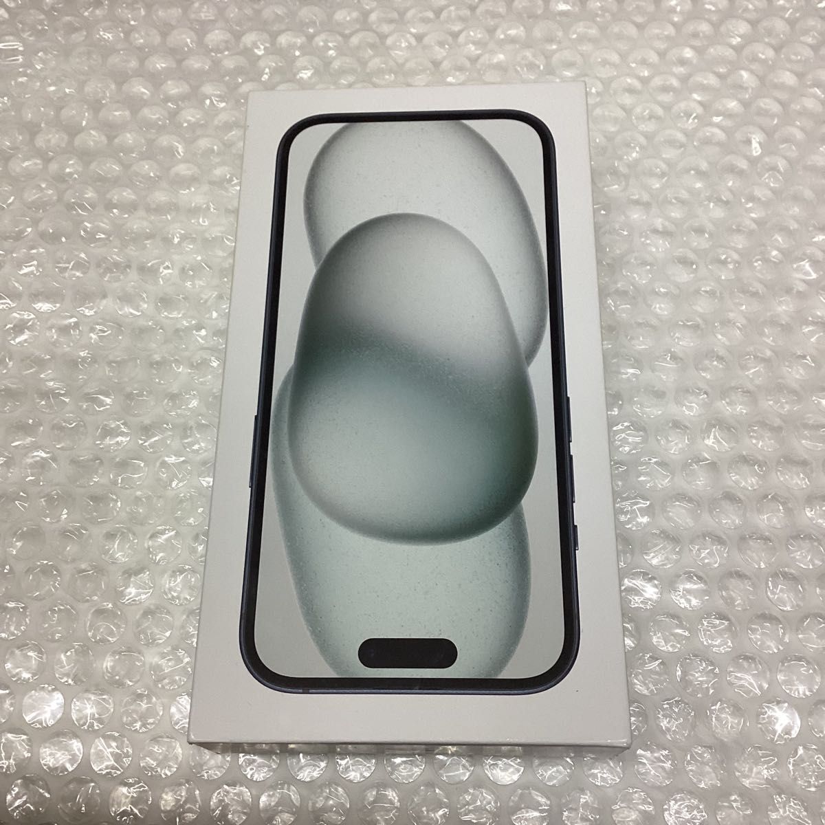 ほぼ新品 充電27回 iPhone 15 128GB ブラック 日本版 フルセット ほぼ新品 充電27回 iPhone 15 128GB ブラック 日本版 フルセット