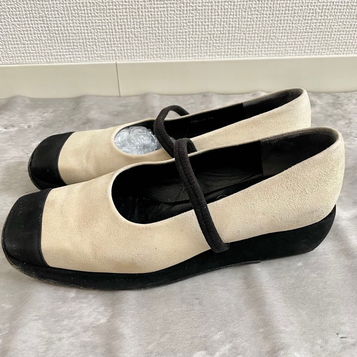 CHANEL シャネル スクエアトゥ パンプス バイカラー 35 1/2 CHANEL シャネル スクエアトゥ パンプス バイカラー 35 1/2