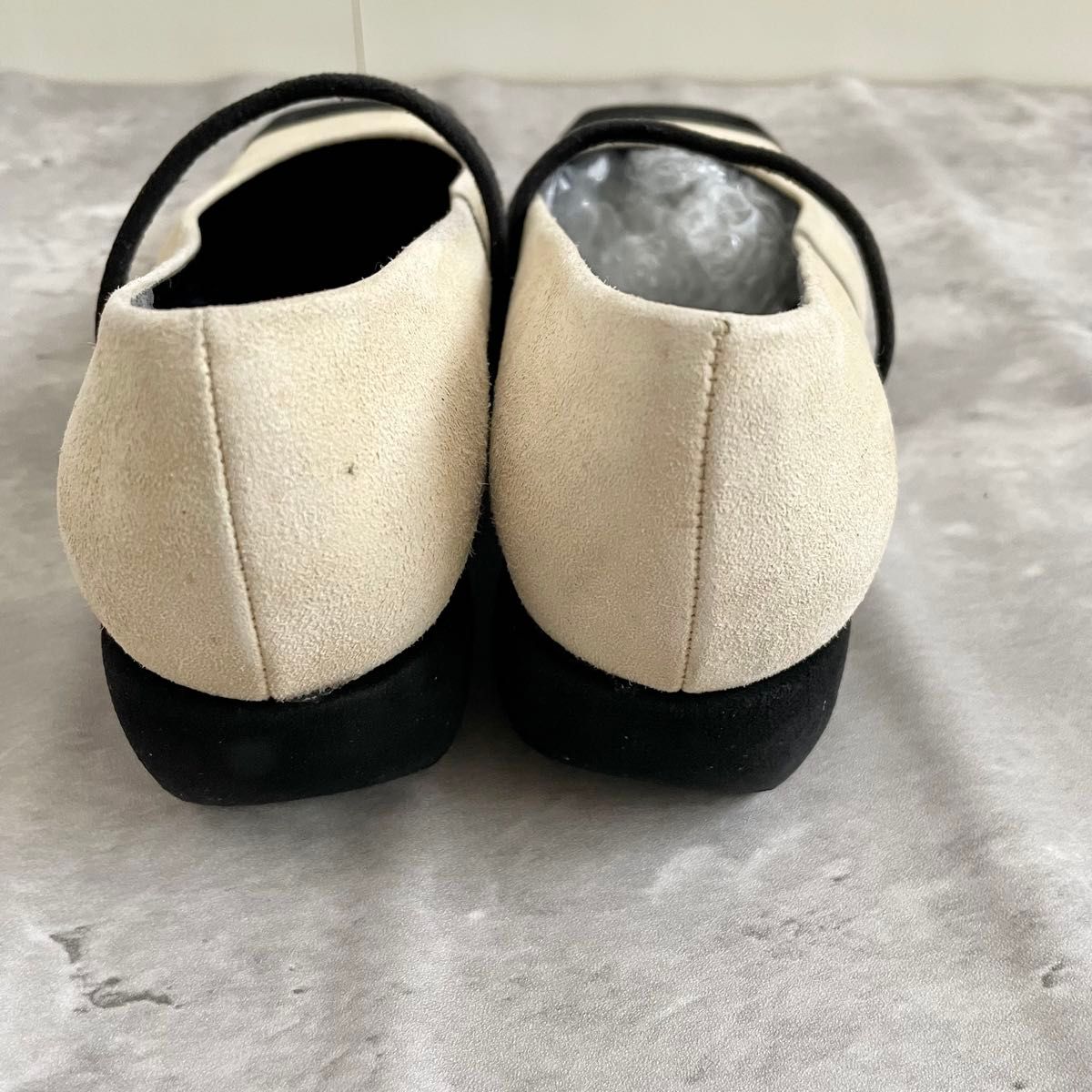 CHANEL シャネル スクエアトゥ パンプス バイカラー 35 1/2 CHANEL シャネル スクエアトゥ パンプス バイカラー 35 1/2