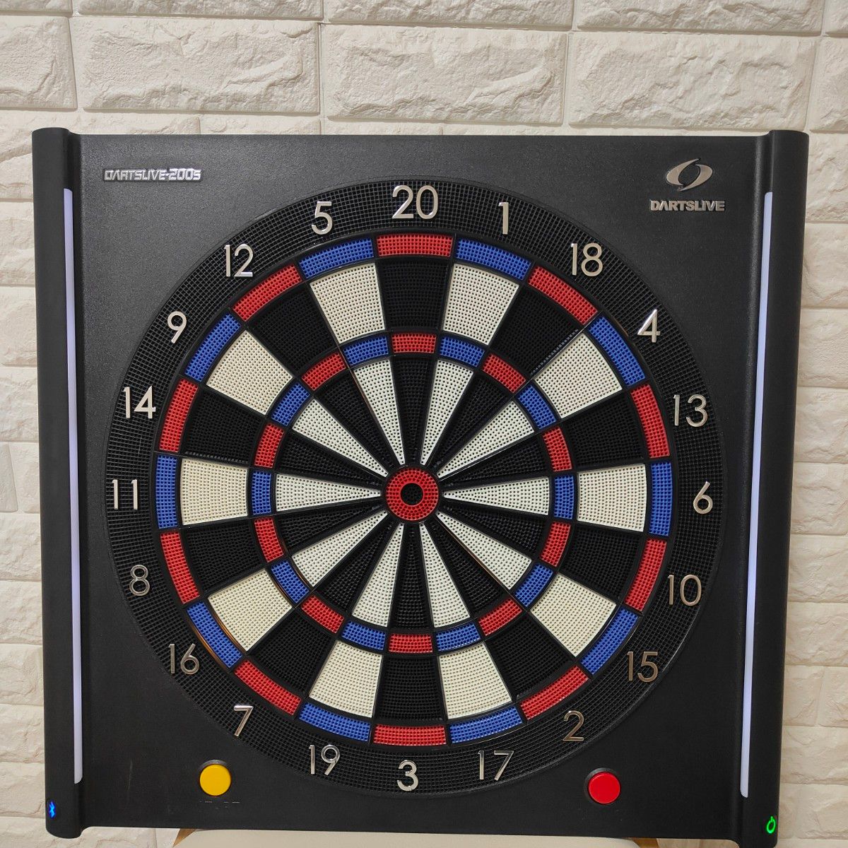 DARTSLIVE 200S ホームダーツ ダーツライブ Bluetooth ダーツ DARTSLIVE 200S ホームダーツ ダーツライブ Bluetooth ダーツ