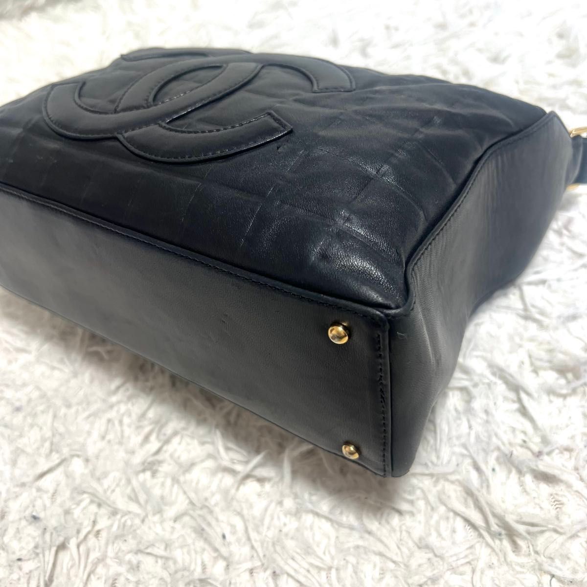 良品】CHANEL シャネル ショルダーバッグ チョコバー 黒 良品】CHANEL シャネル ショルダーバッグ チョコバー 黒