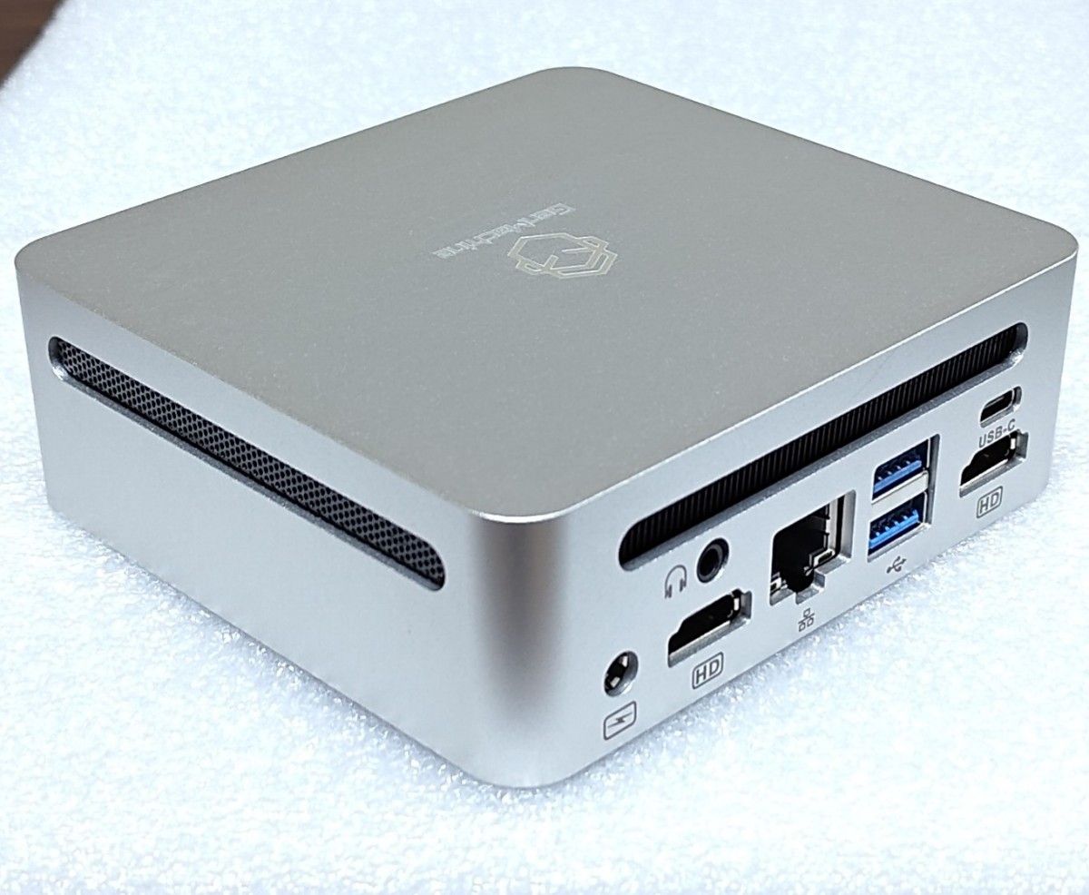 ほぼ新品 ミニPC GenMachine Ryzen 7 4700U ベアボーン SSD 1TB ほぼ新品 ミニPC GenMachine Ryzen 7 4700U ベアボーン SSD 1TB