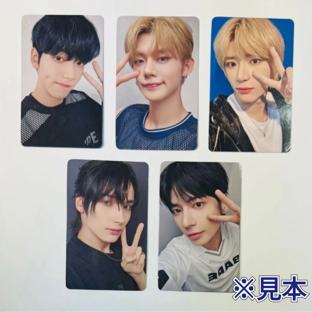 新品未開封】TXT SANCTUARY Angel ver 5形態セット ユニバ特典 新品未開封】TXT SANCTUARY Angel ver 5形態セット ユニバ特典