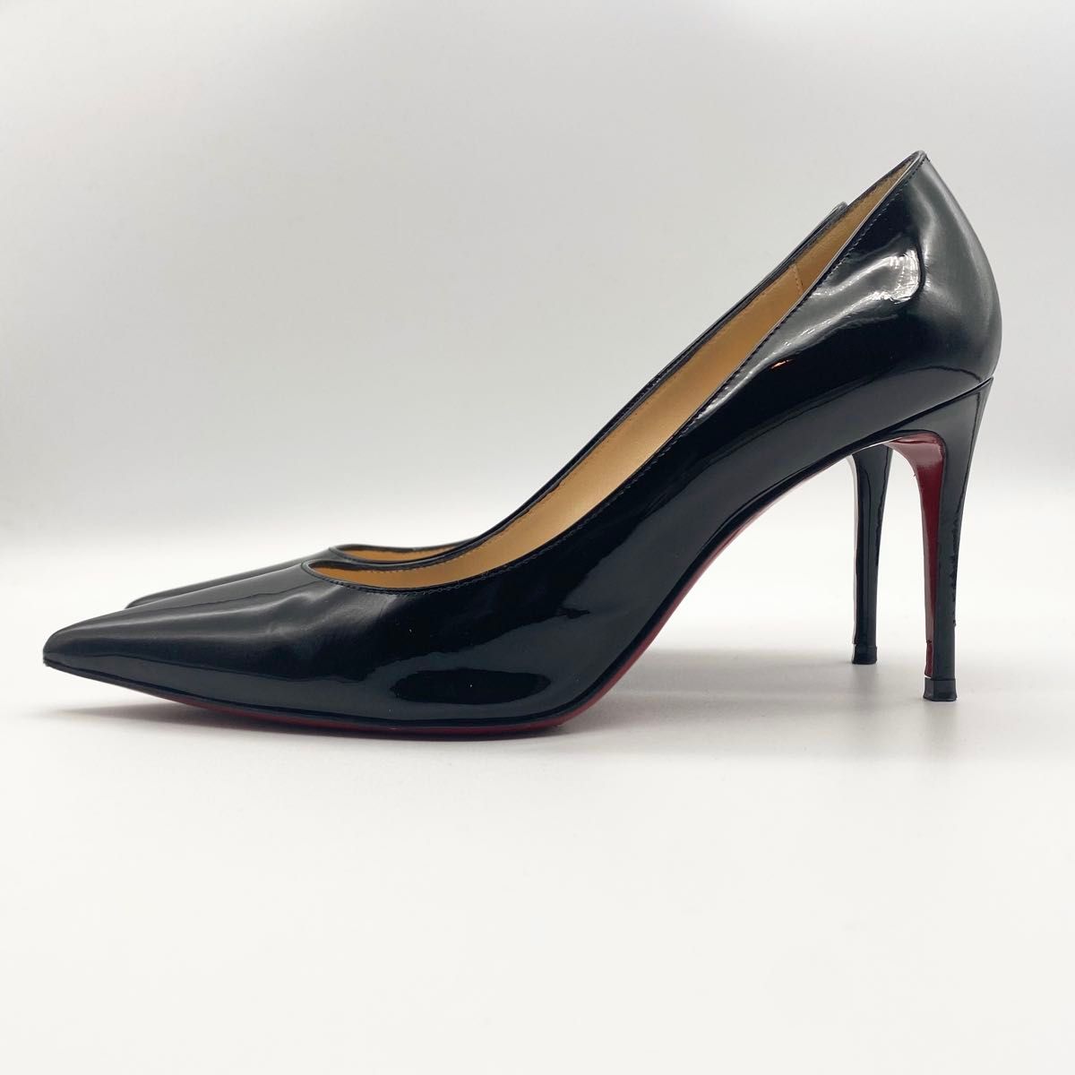 美品】定価約10万円 Christian Louboutin クリスチャンルブタン 美品】定価約10万円 Christian Louboutin クリスチャンルブタン