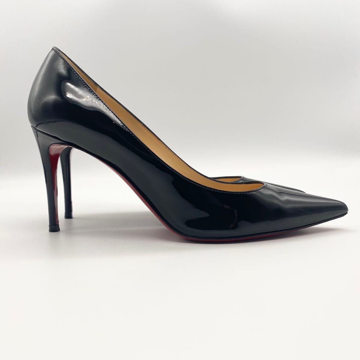 美品】定価約10万円 Christian Louboutin クリスチャンルブタン 美品】定価約10万円 Christian Louboutin クリスチャンルブタン