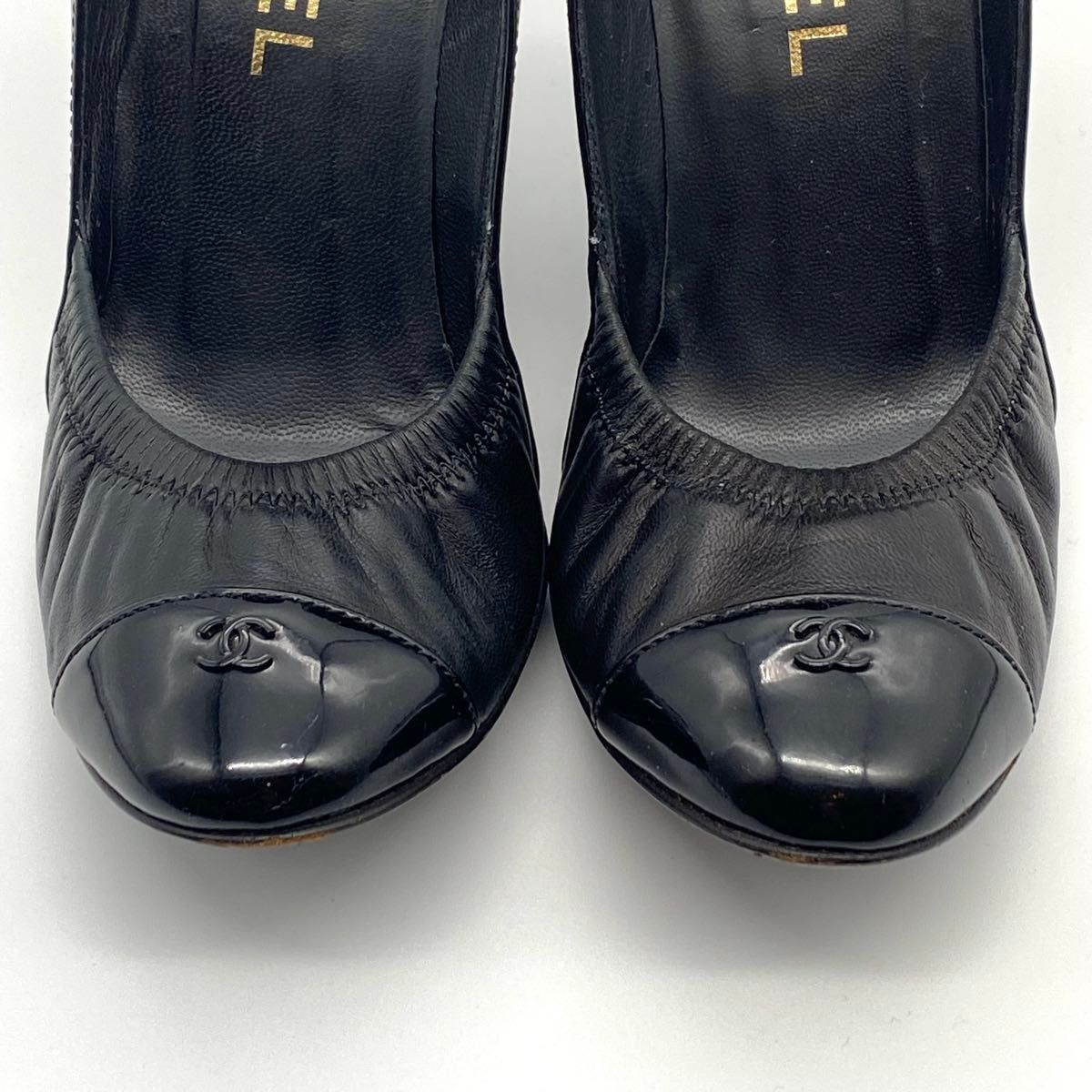 CHANEL シャネル パンプス エナメル レザー 黒 ブラック ココ CHANEL シャネル パンプス エナメル レザー 黒 ブラック ココ