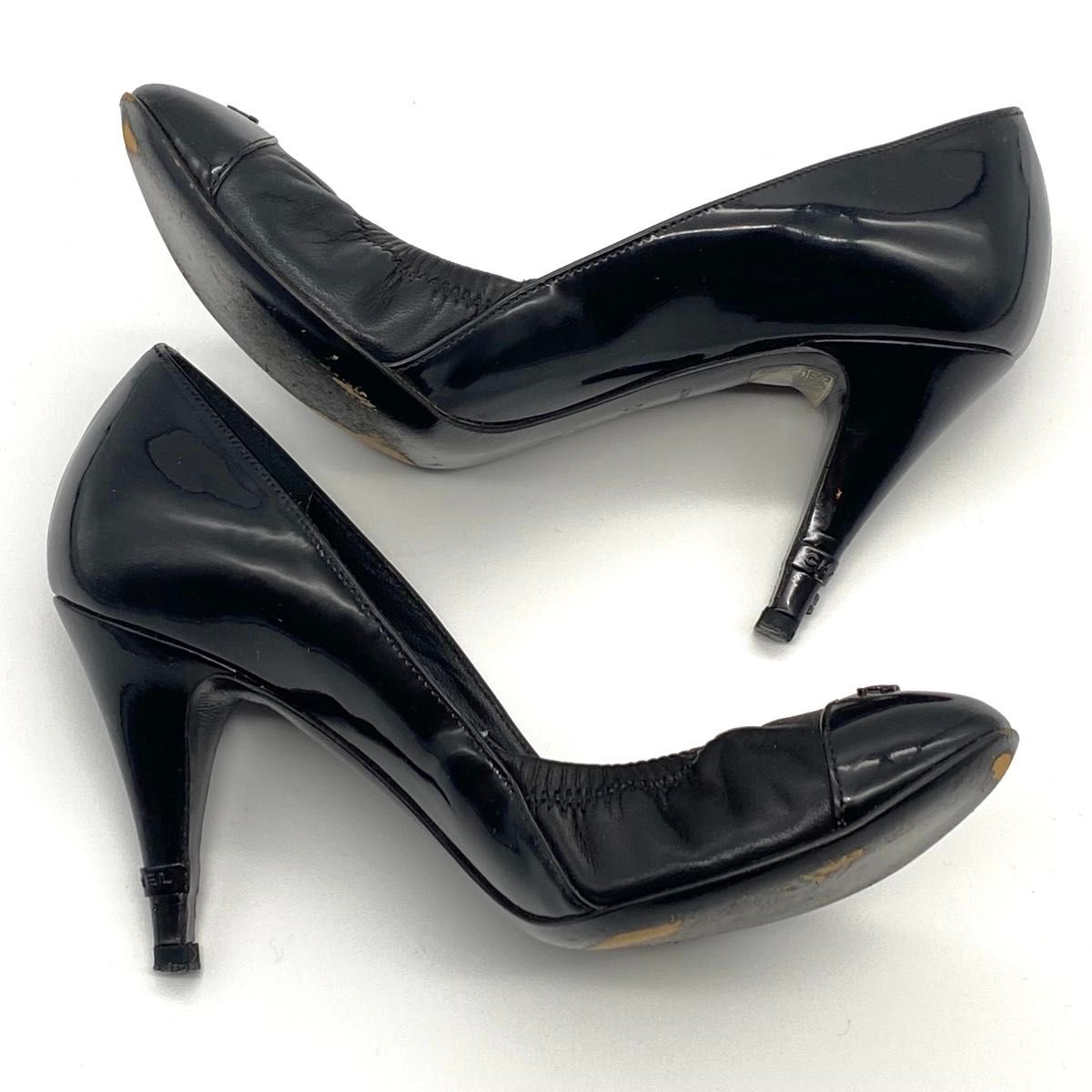 CHANEL シャネル パンプス エナメル レザー 黒 ブラック ココ CHANEL シャネル パンプス エナメル レザー 黒 ブラック ココ