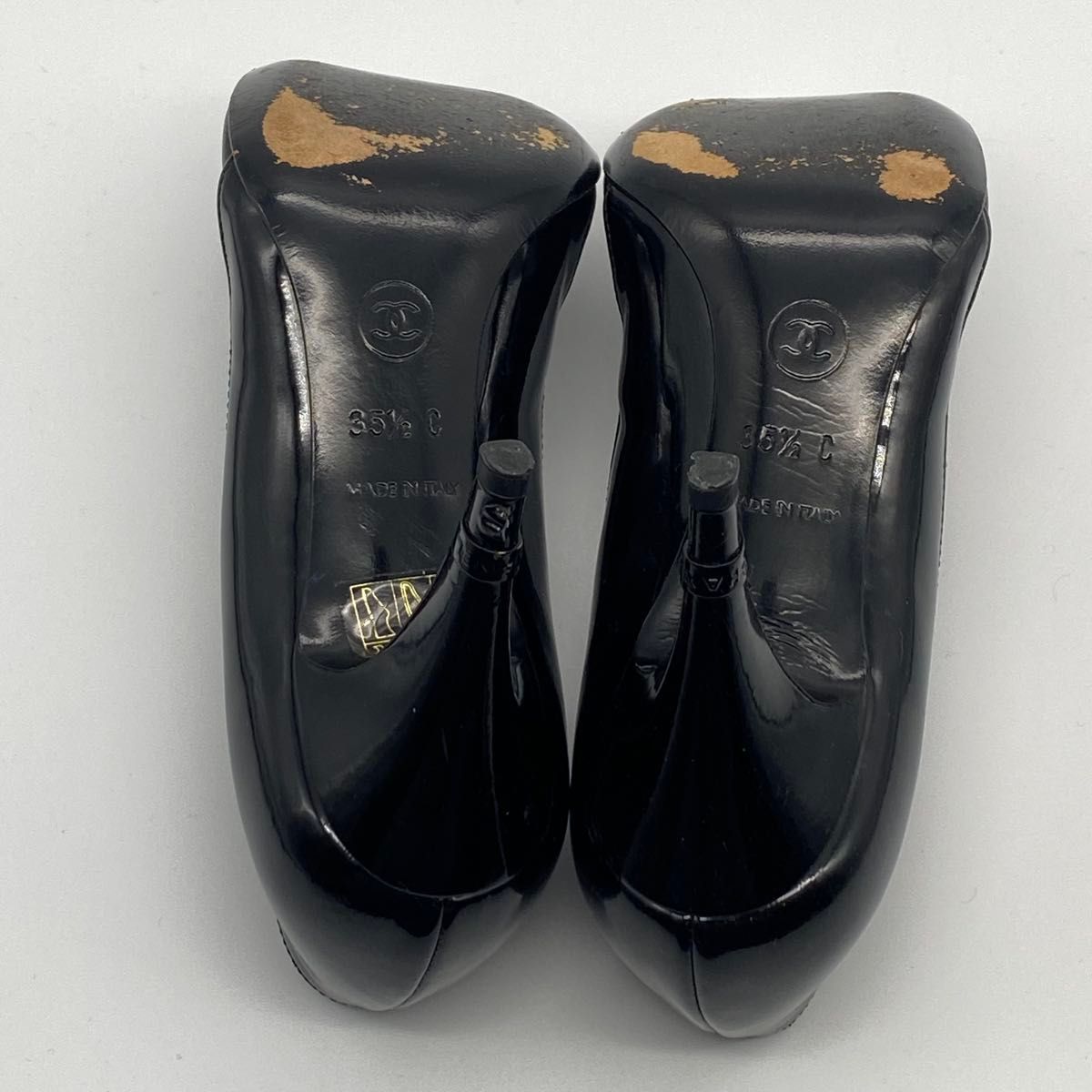 CHANEL シャネル パンプス エナメル レザー 黒 ブラック ココ CHANEL シャネル パンプス エナメル レザー 黒 ブラック ココ
