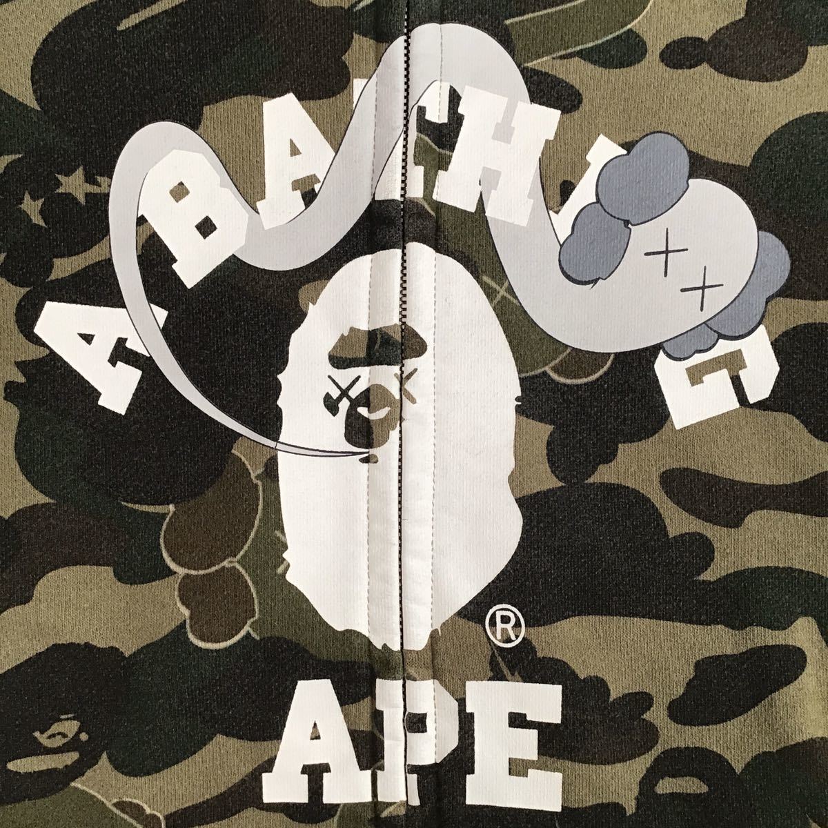 ☆激レア☆ kaws × bape crazy 1st camo green パーカー a bathing ape