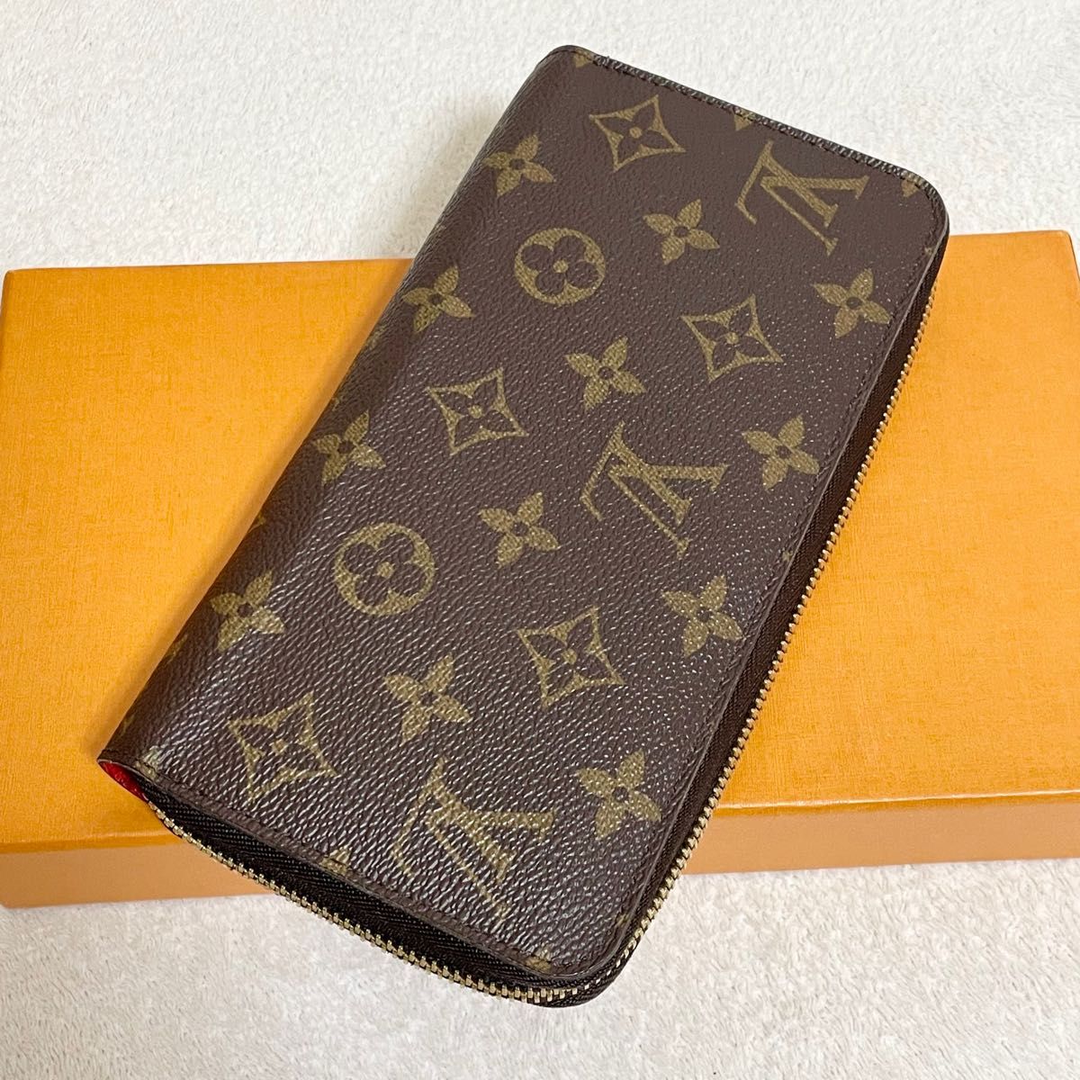 ルイヴィトン モノグラム ジッピーウォレット 長財布 ICチップ ルイヴィトン モノグラム ジッピーウォレット 長財布 ICチップ