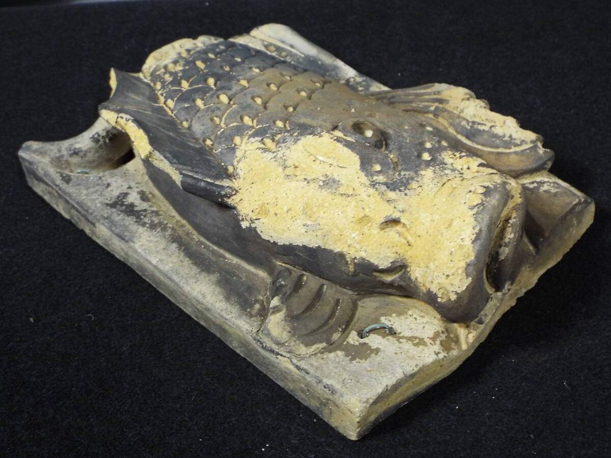 縁起物 装飾瓦 飾り瓦 コイ 鯉 こい カワラ 旧家 鬼瓦 時代物 縁起物 装飾瓦 飾り瓦 コイ 鯉 こい カワラ 旧家 鬼瓦 時代物