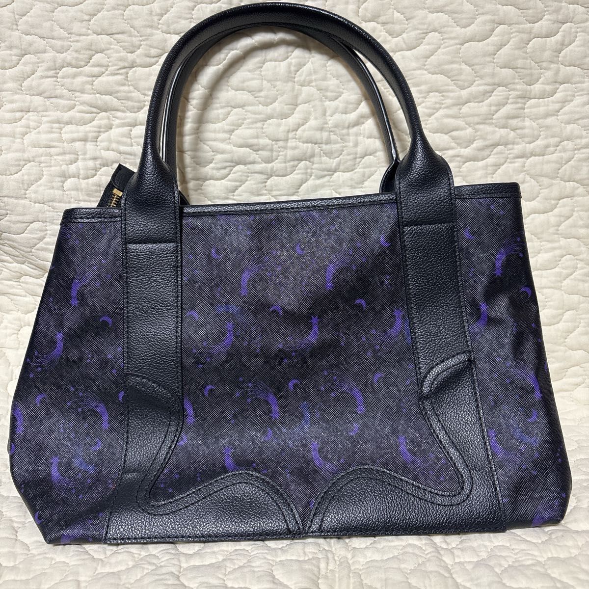 アナスイ ハンドバッグ 総柄 レザー 蝶チャーム 星 スタッズ アナスイ ハンドバッグ 総柄 レザー 蝶チャーム 星 スタッズ
