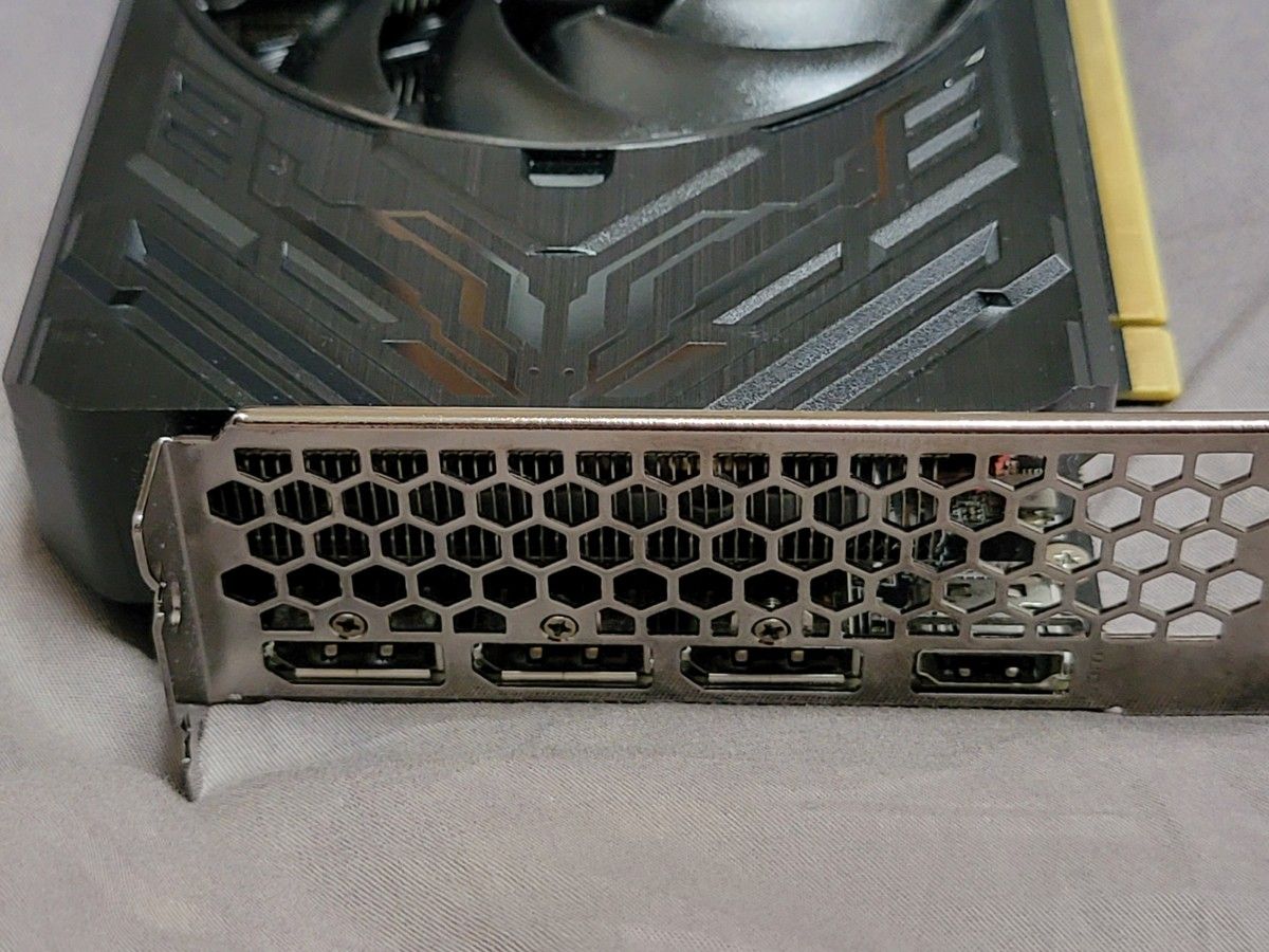 Palit GeForce RTX4060Ti StormX 8GB 起動するがHDMI 映像で Palit GeForce RTX4060Ti StormX 8GB 起動するがHDMI 映像で