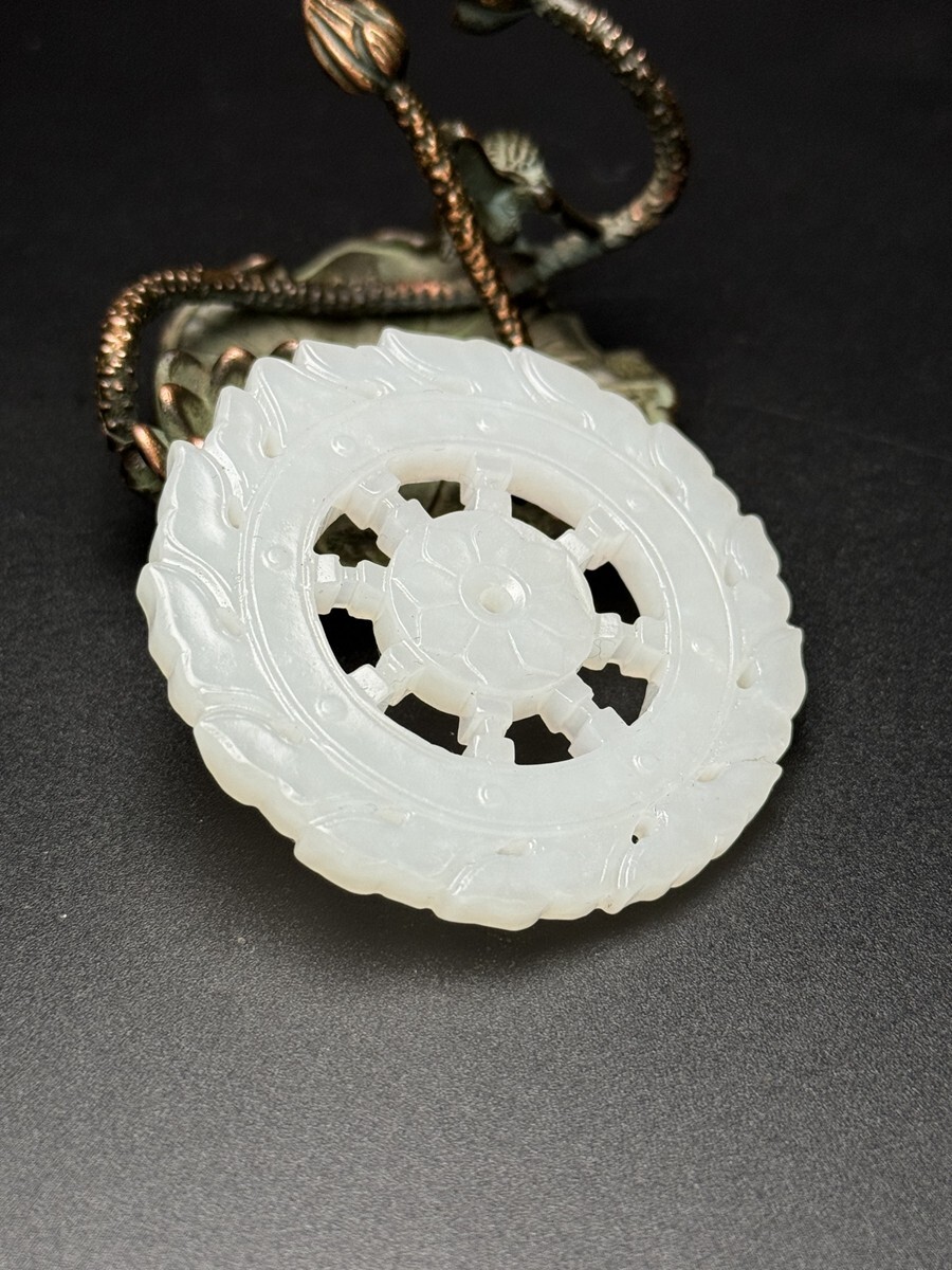 時代物 和田玉 羊脂白玉彫り 玉棠平安 海棠玉佩」極細工 裝身具 時代物 和田玉 羊脂白玉彫り 玉棠平安 海棠玉佩」極細工 裝身具
