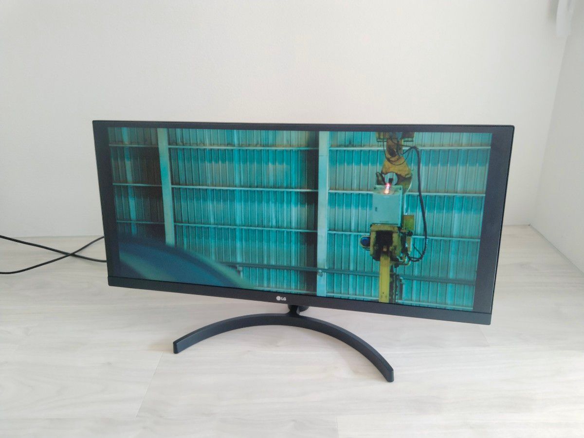 LG 29インチウルトラワイドモニター 29WL500-B【色難有り LG 29インチウルトラワイドモニター 29WL500-B【色難有り