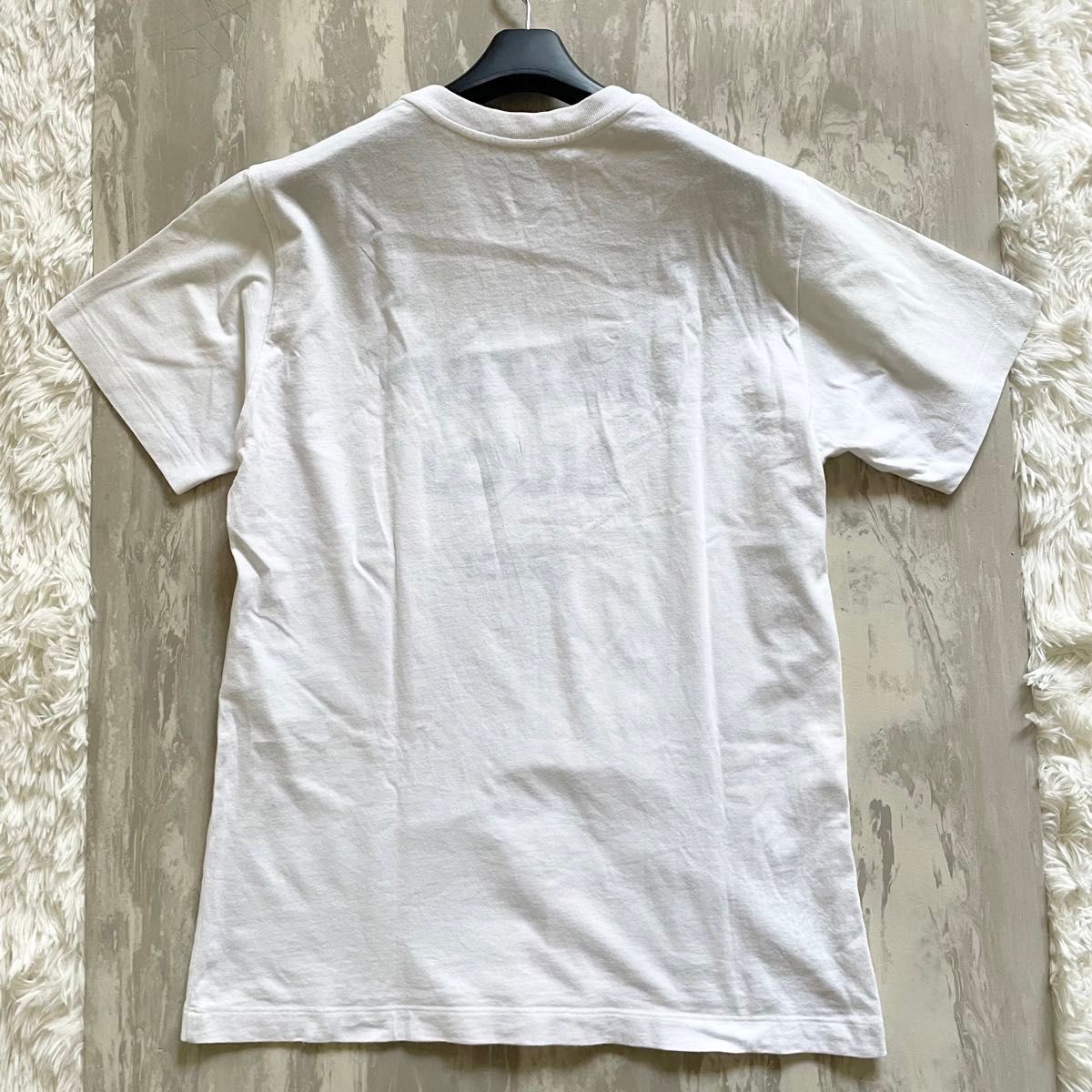 美品 19SSモデル LOUIS VUITTON ルイヴィトン Tシャツ 反転ロゴ 美品 19SSモデル LOUIS VUITTON ルイヴィトン Tシャツ 反転ロゴ