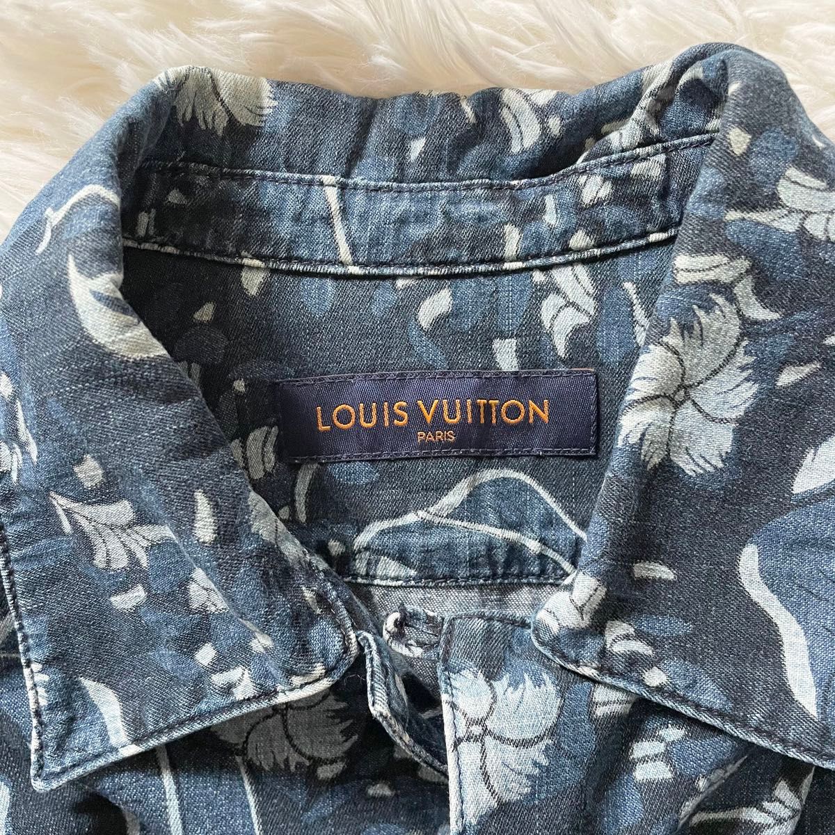 未使用級 現行 LOUIS VUITTON ルイヴィトン デニムシャツ 花柄 未使用級 現行 LOUIS VUITTON ルイヴィトン デニムシャツ 花柄