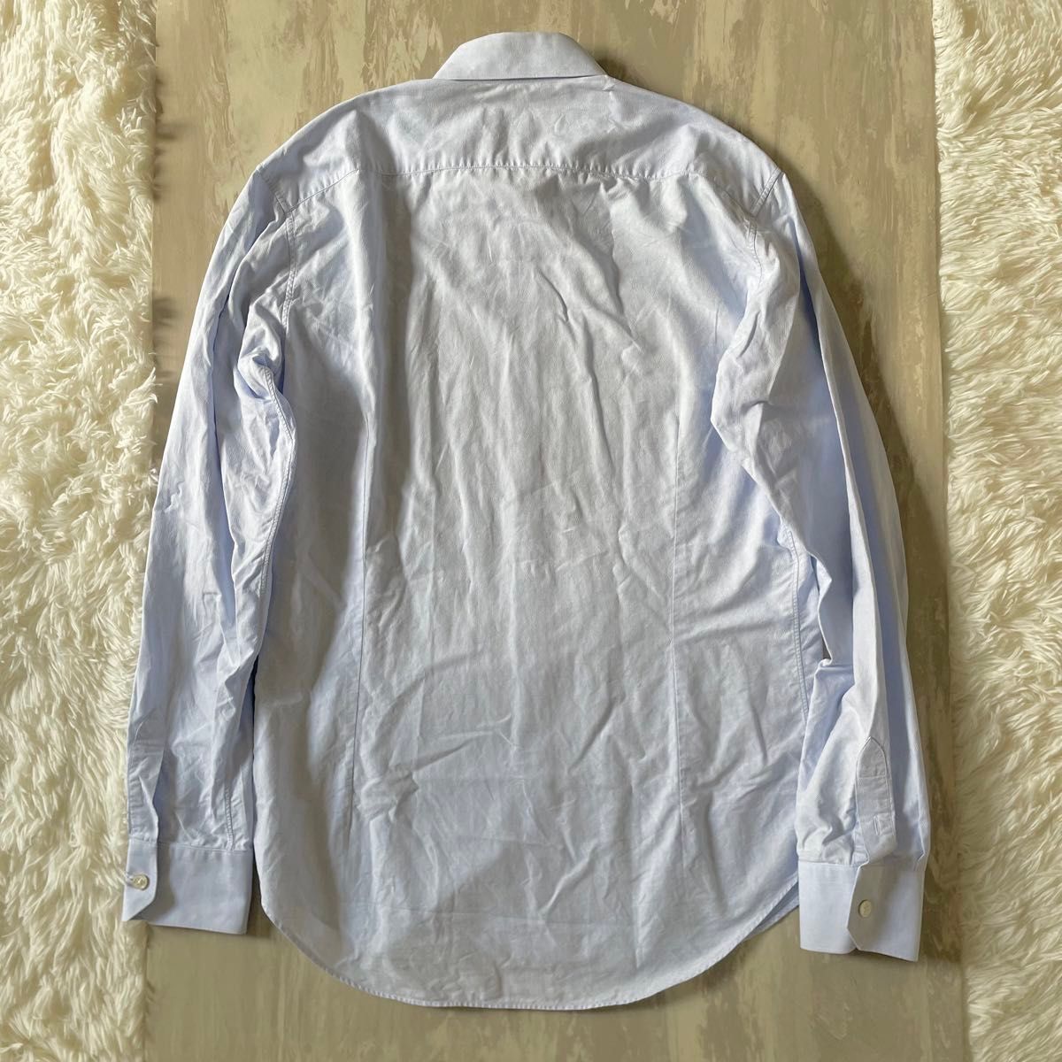極美品 LOUIS VUITTON ルイヴィトン Yシャツ モノグラム LV 総柄 極美品 LOUIS VUITTON ルイヴィトン Yシャツ モノグラム LV 総柄