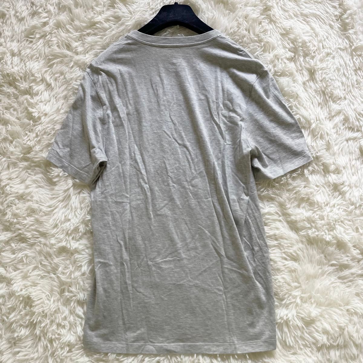 美品 LOUIS VUITTON ルイヴィトン Tシャツ ロゴ グレー サイズS 美品 LOUIS VUITTON ルイヴィトン Tシャツ ロゴ グレー サイズS