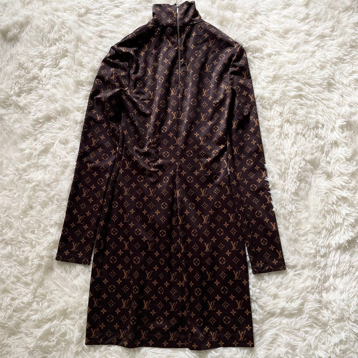 ほぼ新品 LOUIS VUITTON ルイヴィトン ひざ丈ワンピース ほぼ新品 LOUIS VUITTON ルイヴィトン ひざ丈ワンピース