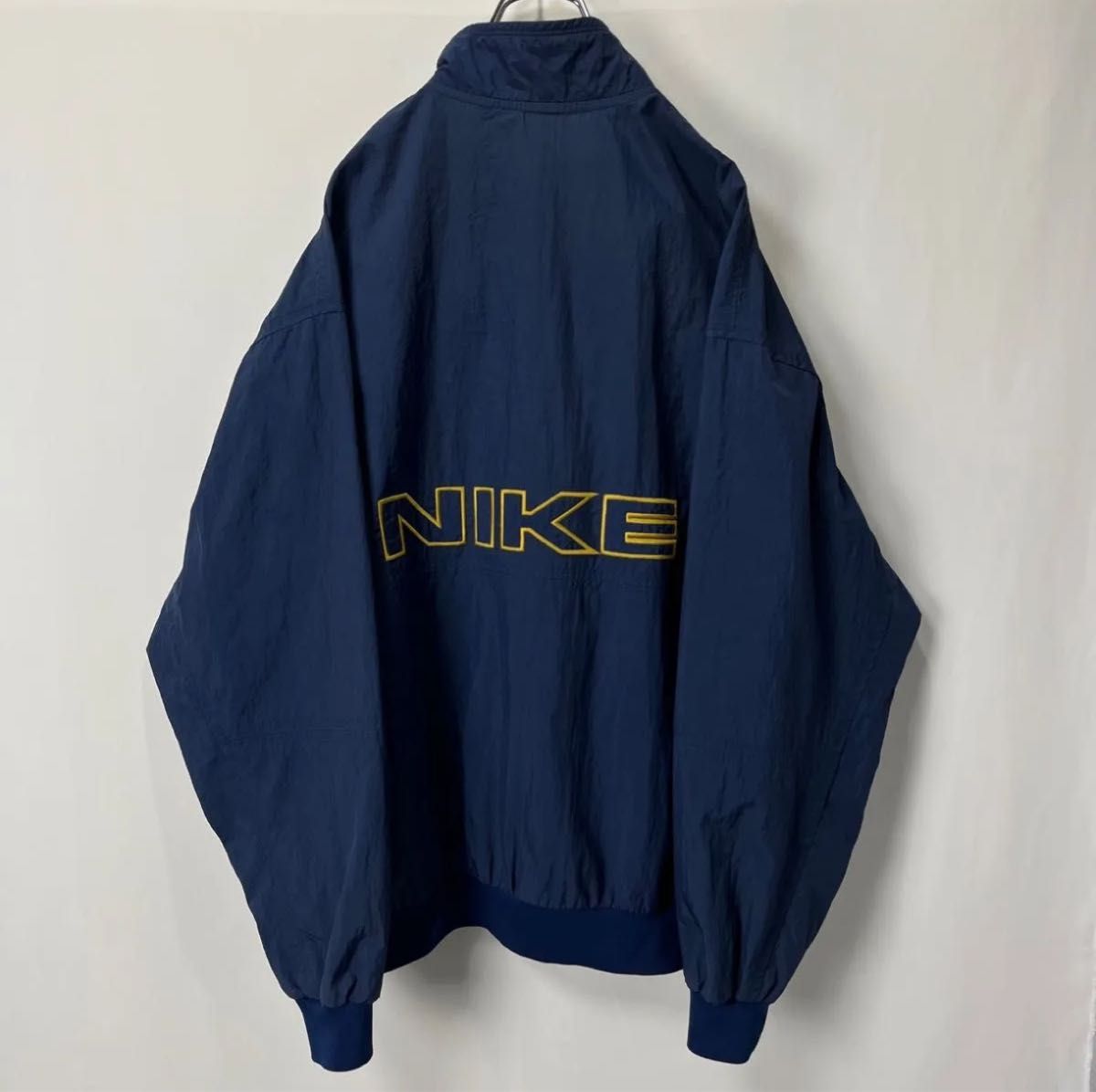 NIKE ナイキ ハーフジップ 両面刺繍ロゴ ナイロンジャケット 90s NIKE ナイキ ハーフジップ 両面刺繍ロゴ ナイロンジャケット 90s
