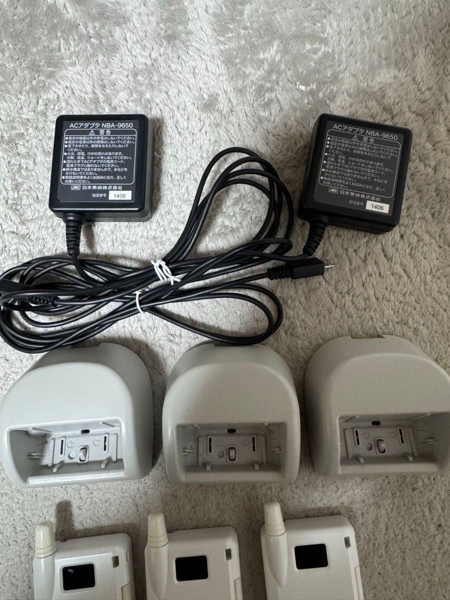 WILLCOM WX01J R ホワイト PHS3台セット 充電器 充電アダプタ WILLCOM WX01J R ホワイト PHS3台セット 充電器 充電アダプタ