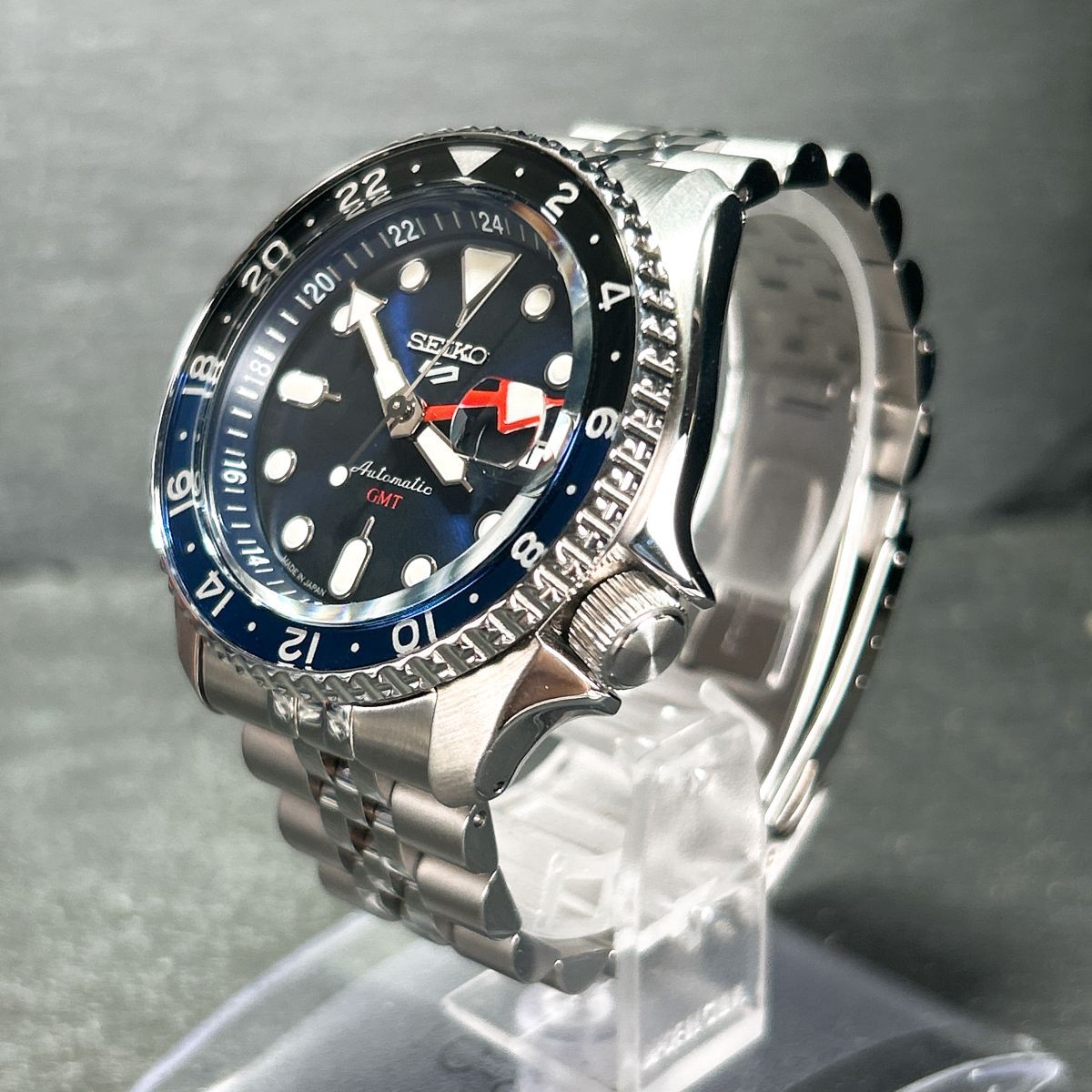超美品 流通限定モデル SEIKO セイコー 5 SPORTS ファイブ 超美品 流通限定モデル SEIKO セイコー 5 SPORTS ファイブ