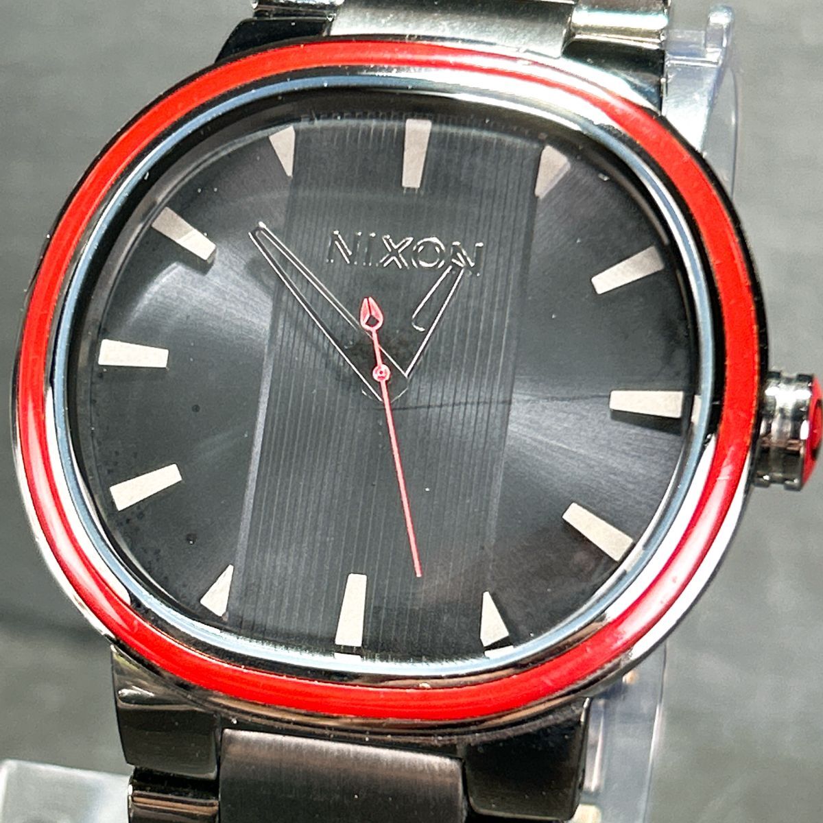 美品 NIXON ニクソン 腕時計 キャピタル CAPITAL GUNMETAL A090 美品 NIXON ニクソン 腕時計 キャピタル CAPITAL GUNMETAL A090