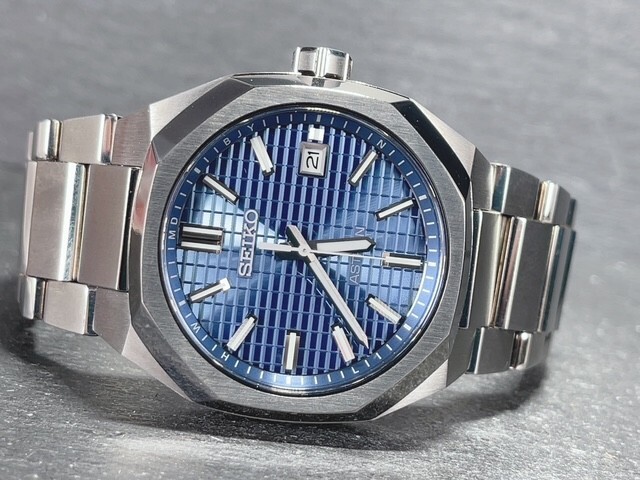 国内正規品 極美品 SEIKO セイコー ASTRON アストロン 国内正規品 極美品 SEIKO セイコー ASTRON アストロン