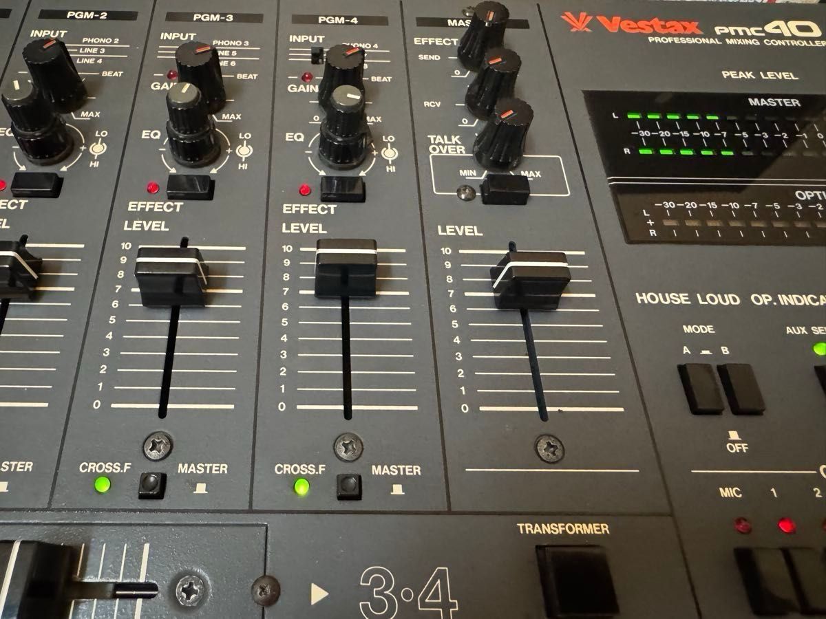 VESTAX PMC40 DJミキサー メンテ済み 良品|Yahoo!フリマ(旧 VESTAX PMC40 DJミキサー メンテ済み 良品|Yahoo!フリマ(旧