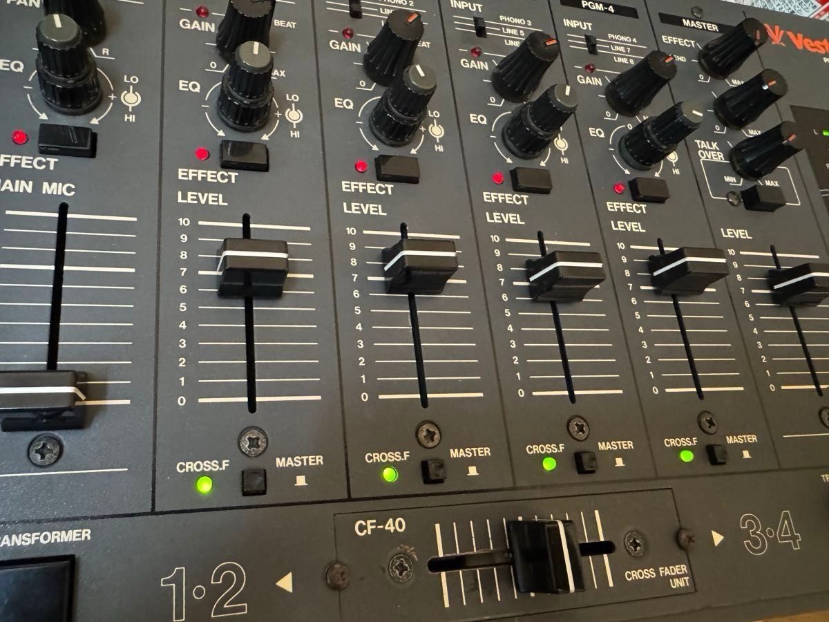 VESTAX PMC40 DJミキサー メンテ済み 良品|Yahoo!フリマ(旧 VESTAX PMC40 DJミキサー メンテ済み 良品|Yahoo!フリマ(旧