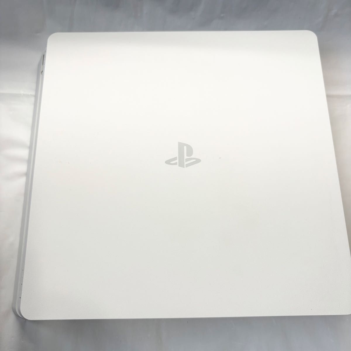美品 】 PS4 グレイシャーホワイト 本体セット CUH-2100 1TB 美品 】 PS4 グレイシャーホワイト 本体セット CUH-2100 1TB