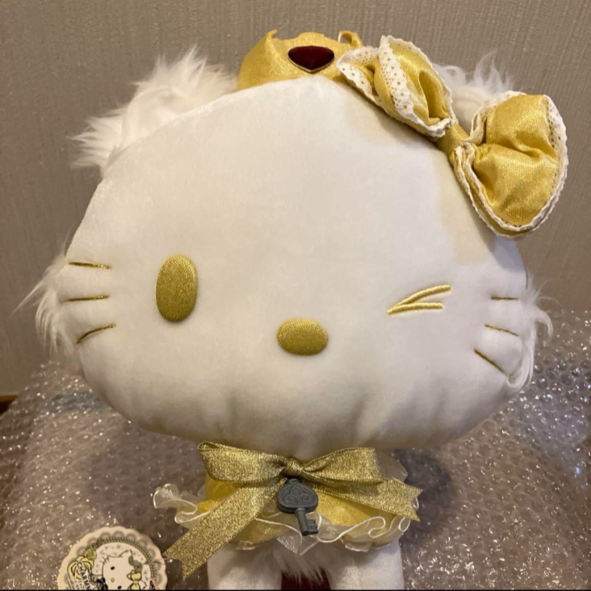 チャーミーキティ ハニーキュート ぬいぐるみ ゴールドデザイン チャーミーキティ ハニーキュート ぬいぐるみ ゴールドデザイン