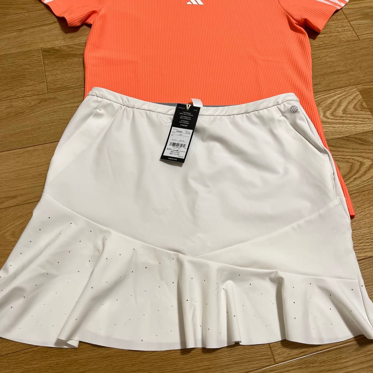 アディダスゴルフ L 新品 セットアップ 春夏 モックネックシャツ アディダスゴルフ L 新品 セットアップ 春夏 モックネックシャツ