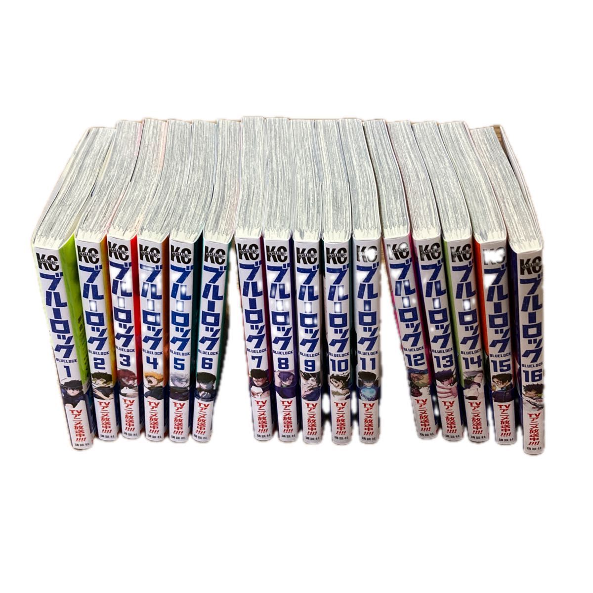 ブルーロック1巻〜27巻まで+キャラクターブック1冊+ブルー ブルーロック1巻〜27巻まで+キャラクターブック1冊+ブルー